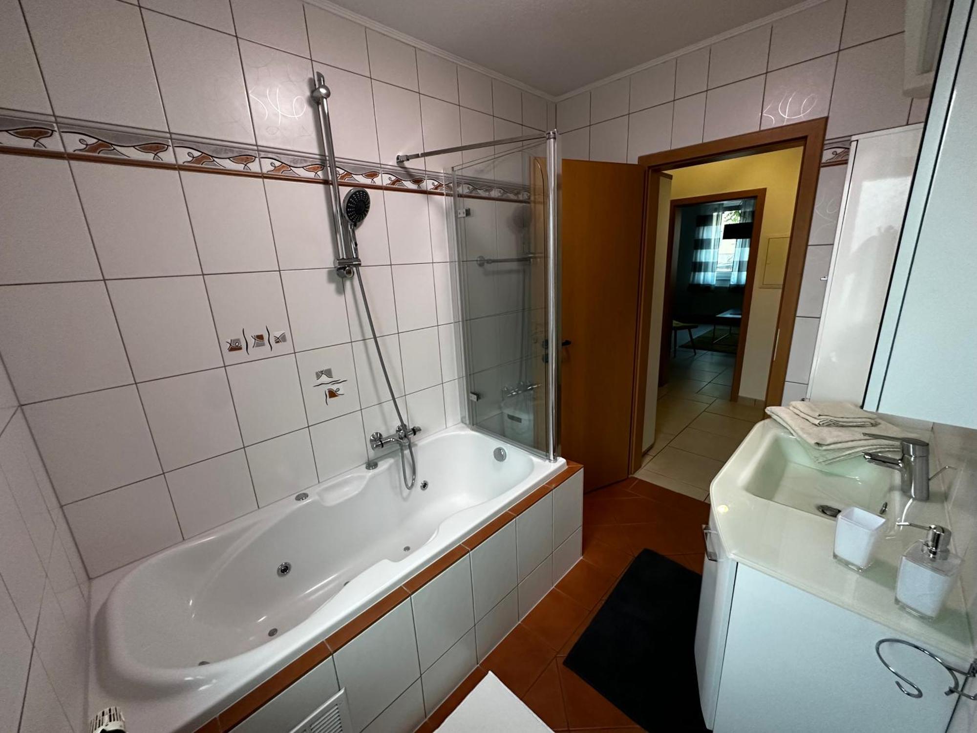 Giulia - Zentral * Tuttlingen
